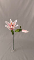 Lirio de papel
